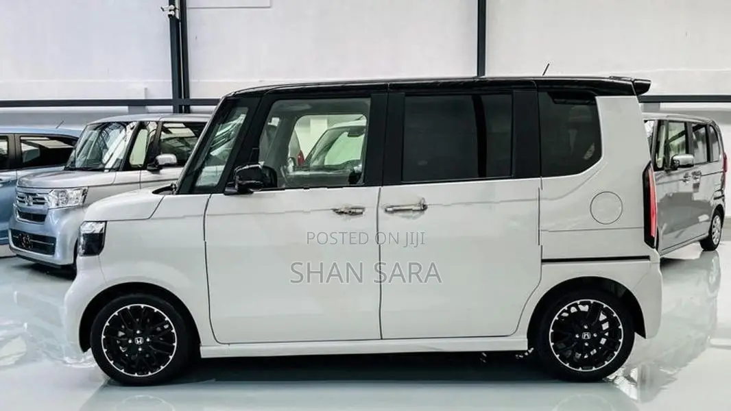 Honda N-Box custom 2024