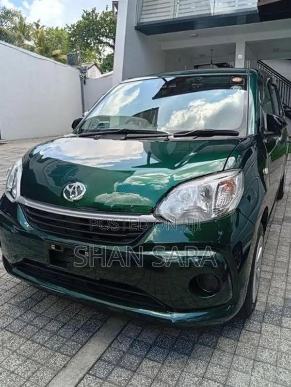 Toyota Passo X 2023