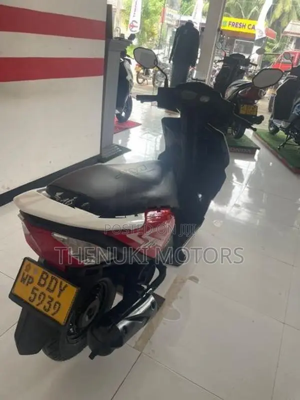 Honda Dio 2017