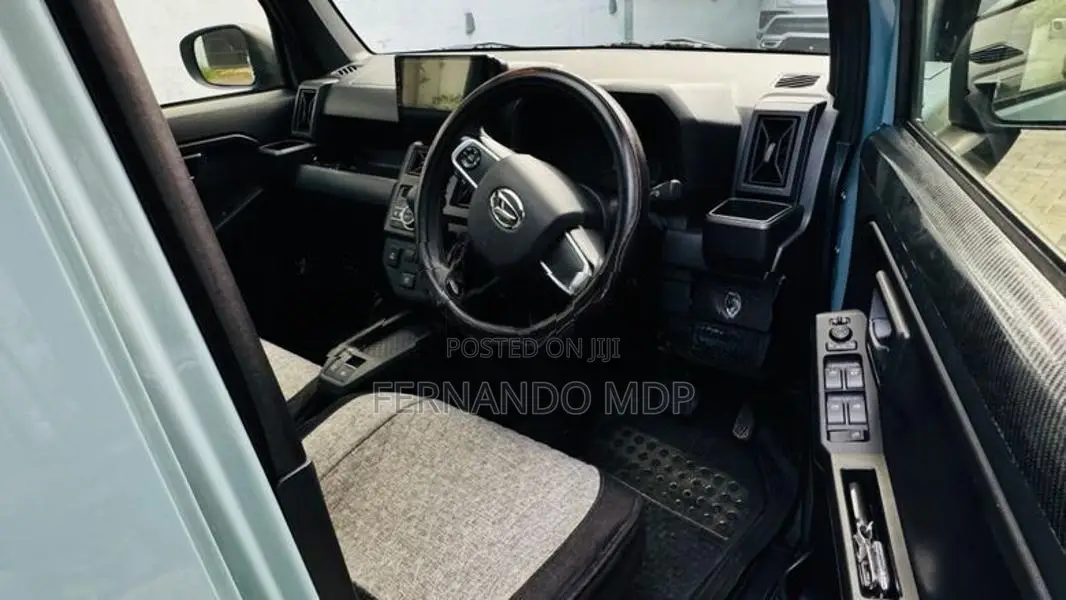 Daihatsu Taft Moon Roof 2023