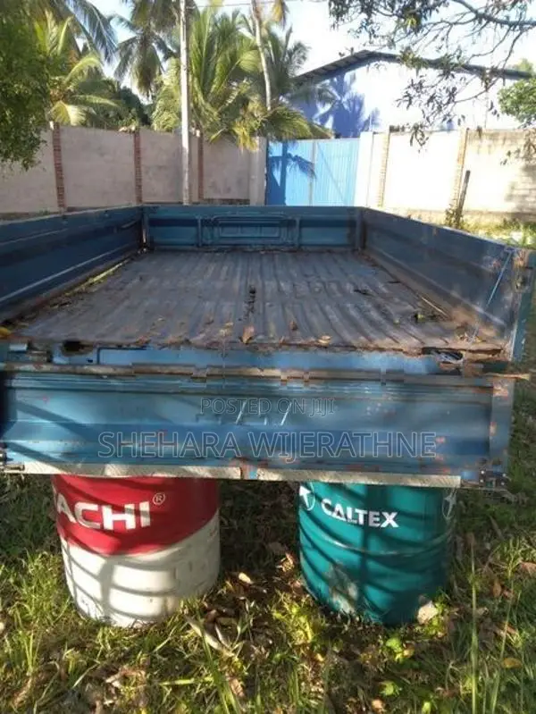 Dimo Batta Lorry Bed