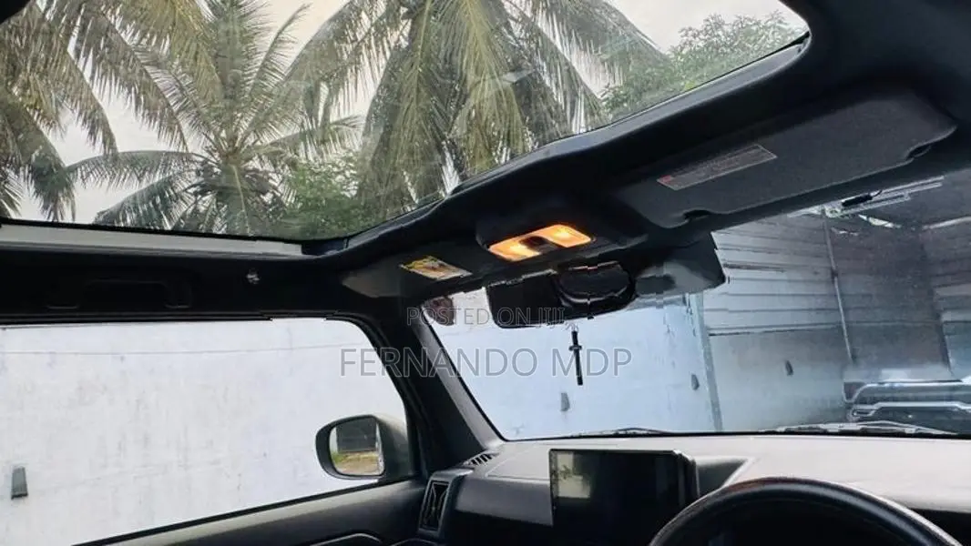 Daihatsu Taft Moon Roof 2023