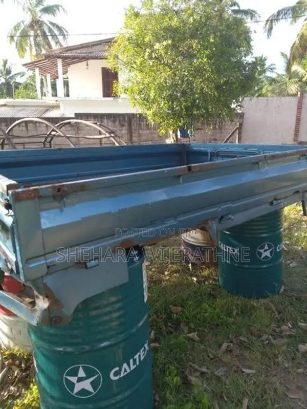 Dimo Batta Lorry Bed