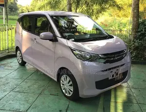 Mitsubishi eK Wagon G Push Start 2024
