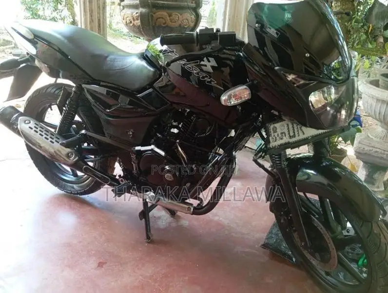 Bajaj Pulsar 180 2009