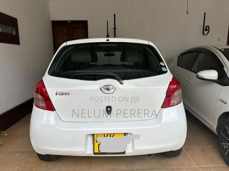 Toyota Vitz 2007