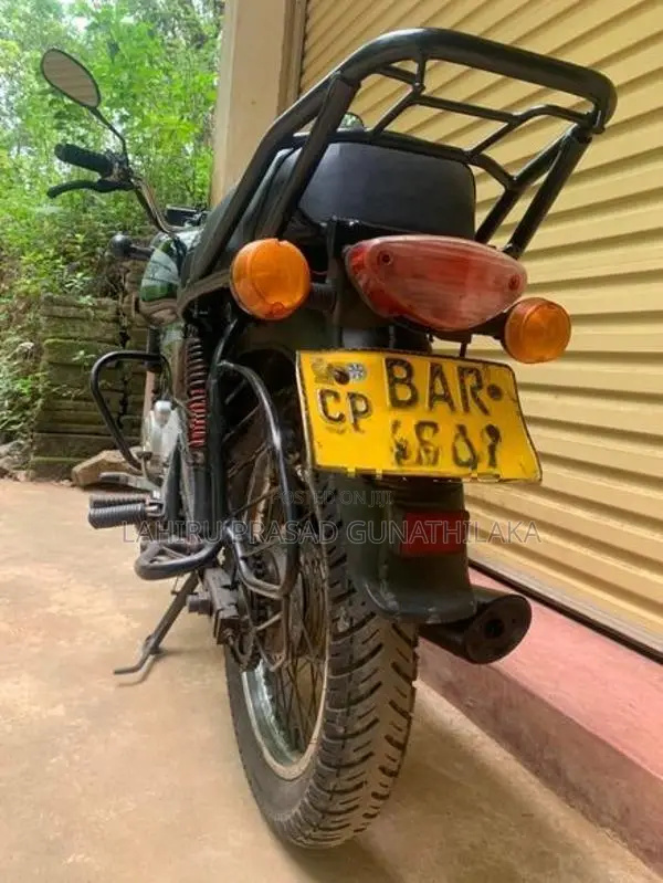 Bajaj Boxer BM 100 2012