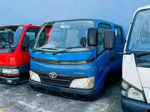 Toyota Dyna Crew Cab Cabin