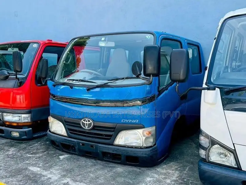 Toyota Dyna Crew Cab Cabin