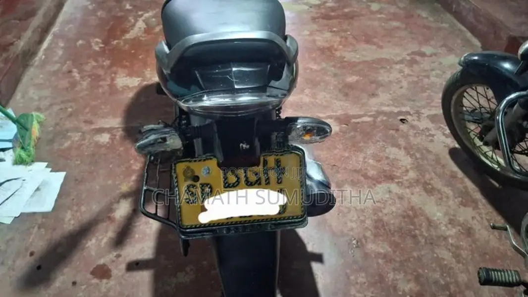 Bajaj Discover 125 2017