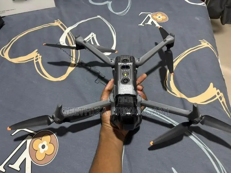DJI Air 3 Fly More Drone