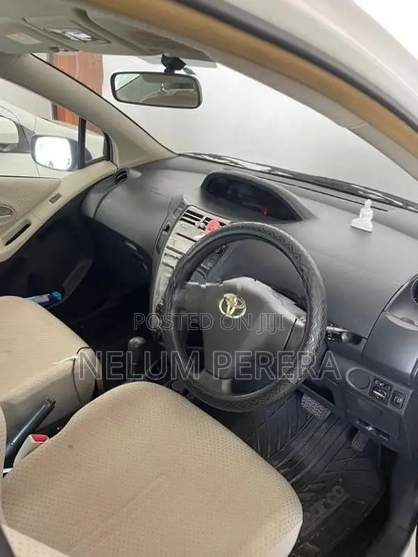 Toyota Vitz 2007