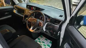 Toyota Roomy CUSTOM G 2024