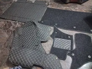 Buddy Van Carpet Set