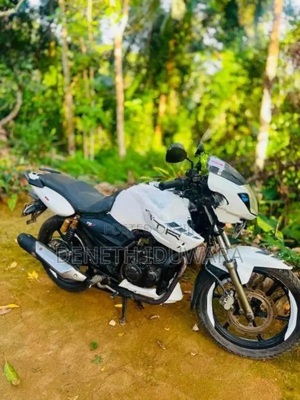 TVS Apache RTR 180 2011