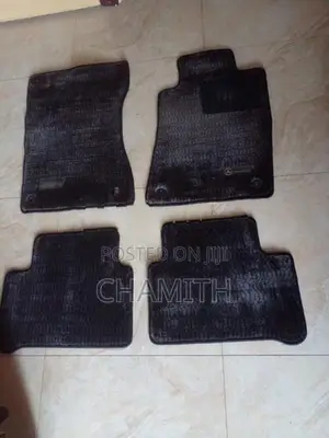 Benz 124 Carpet Set