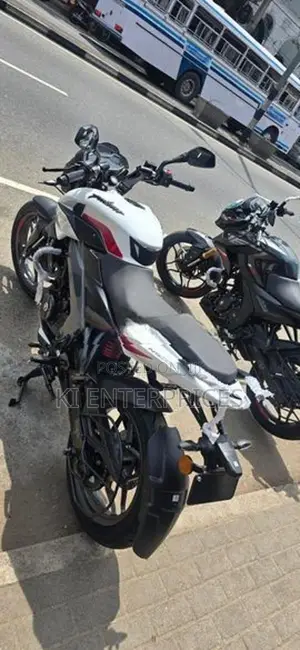 Bajaj Pulsar NS200 2026