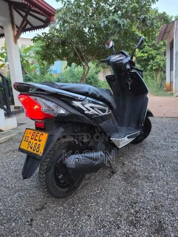 Honda Dio 110 2016