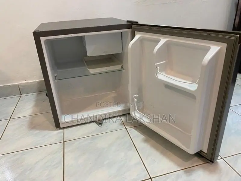 Hisense Mini Bar 39L Refrigerator