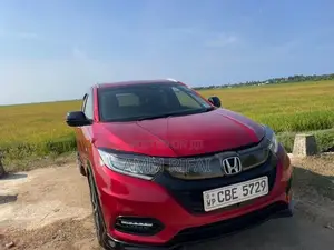 Honda Vezel Rs Sensing 2018