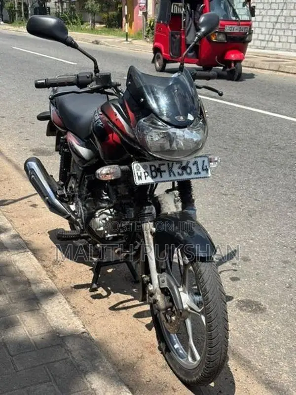 Bajaj Discover 125 2017