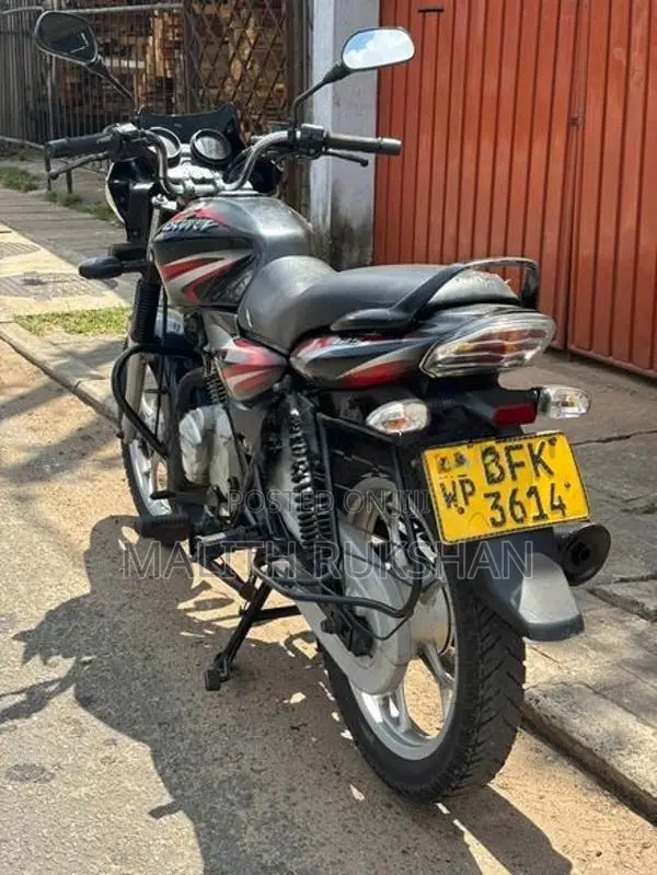 Bajaj Discover 125 2017