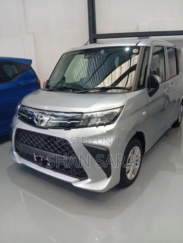 Toyota Roomy X 2023
