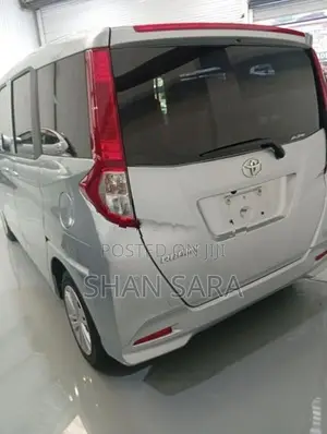 Toyota Roomy X 2023