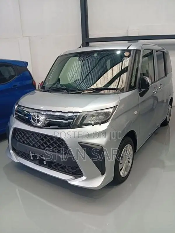 Toyota Roomy X 2023