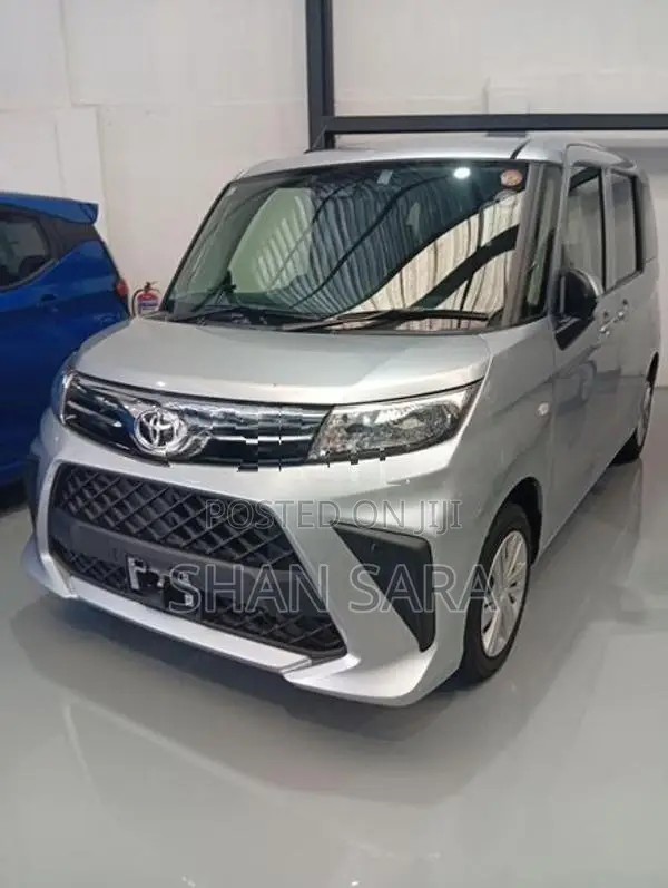 Toyota Roomy X 2023