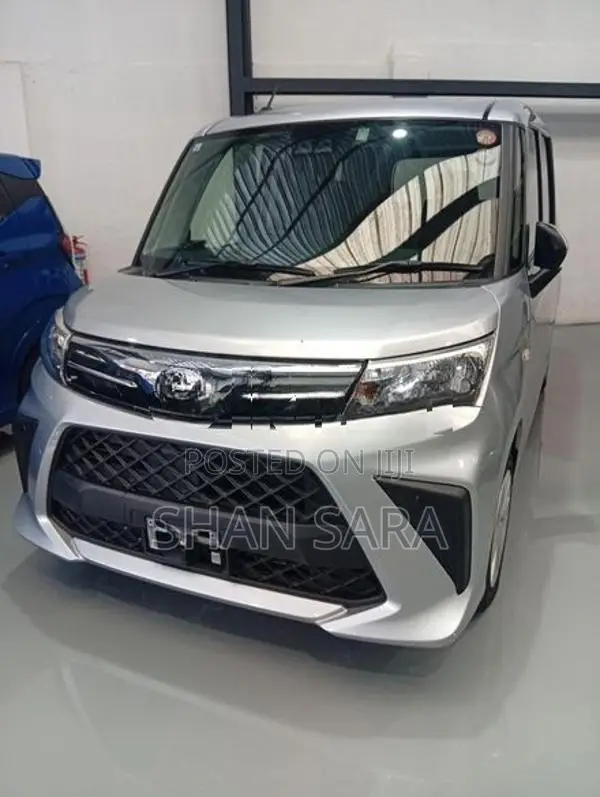 Toyota Roomy X 2023