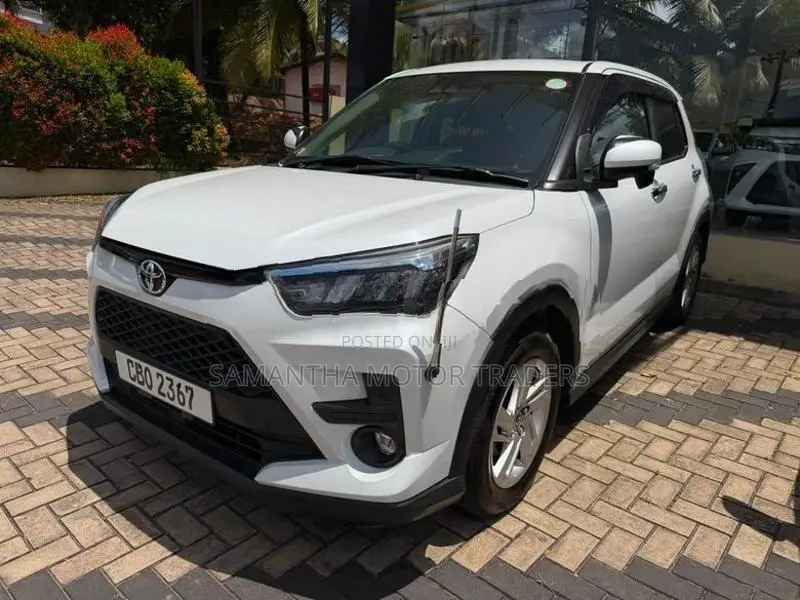 Toyota Raize Hybrid 2022