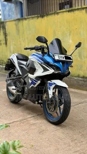 Bajaj Pulsar RS200 2019