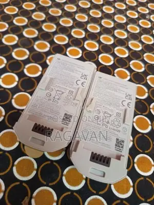 DJI Neo Charging Hub with Battery