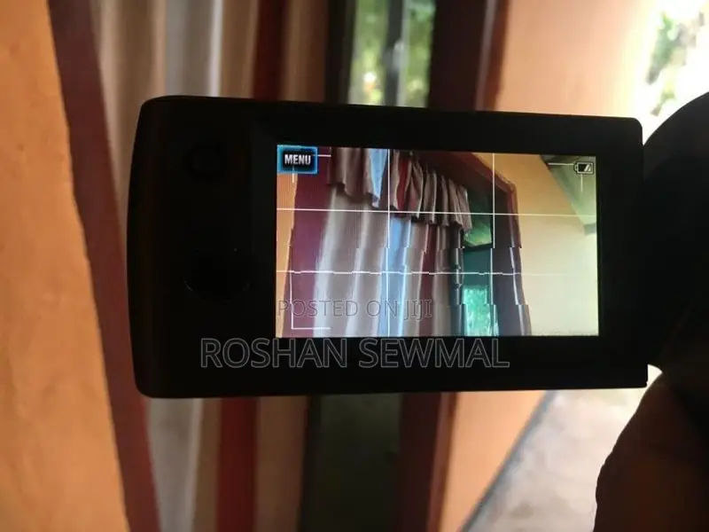 CX405 Handycam with Exmor R CMOS sensor