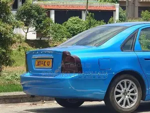 Volvo S80 1999