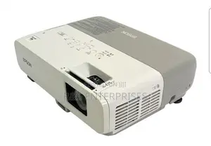 84H Epson Projector