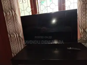 AIWA 43" Smart TV