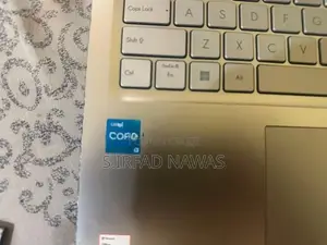 Asus Vivobook i3