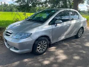 Honda Fit Aria 2008