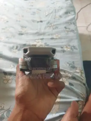DJI mini 2 se,fly more combo