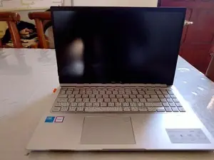 ASUS VivoBook 15 X1504VA Intel Core 5 120U 16GB RAM 512GB SSD