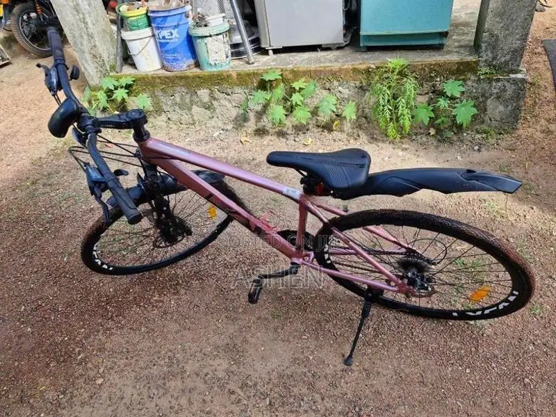 LYCAN SHADOW TOURNEY 700C Bicycle