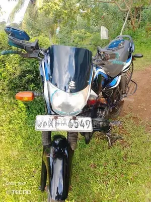 Bajaj Platina 125 2011