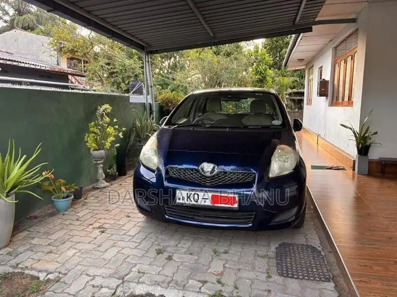 Toyota Vitz 2008