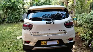 Mahindra KUV 100 2021