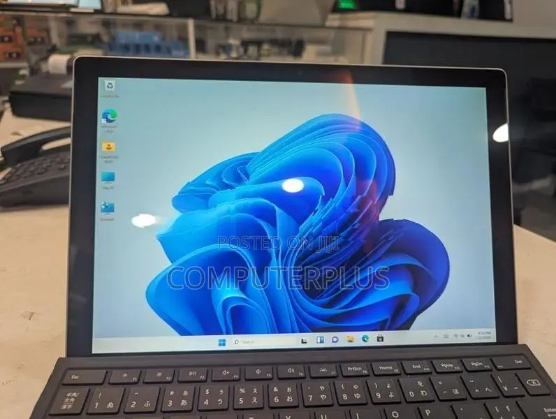 Microsoft Surface Pro Core i5 7th gen