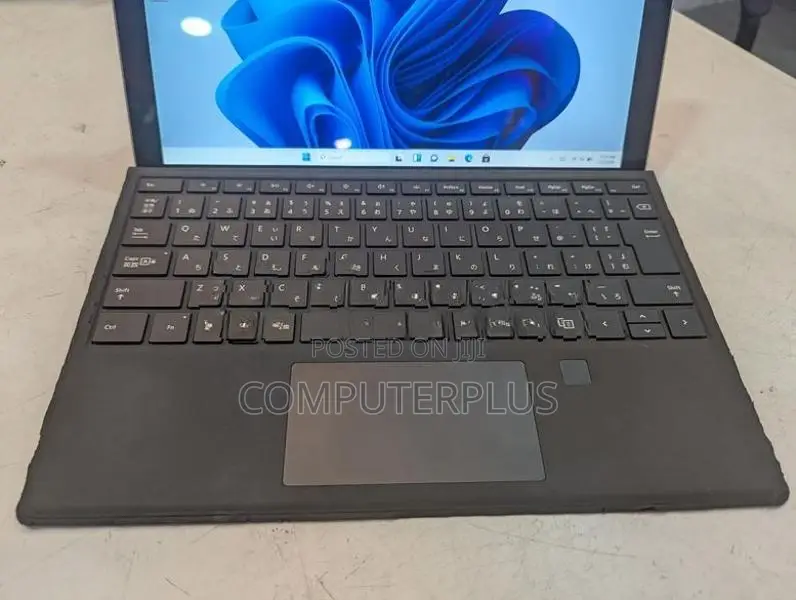 Microsoft Surface Pro Core i5 7th gen