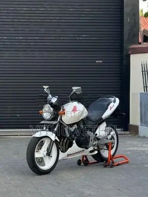 Honda Hornet 2019