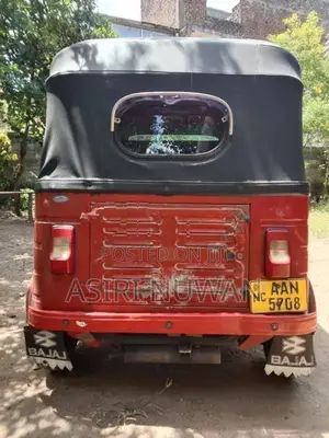 Bajaj RE 2014